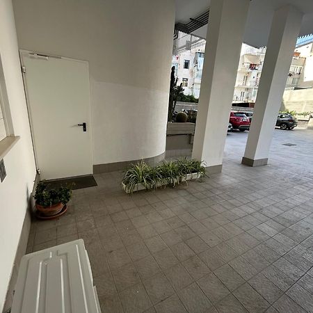 Apartament Central Modern Studio Bari Zewnętrze zdjęcie