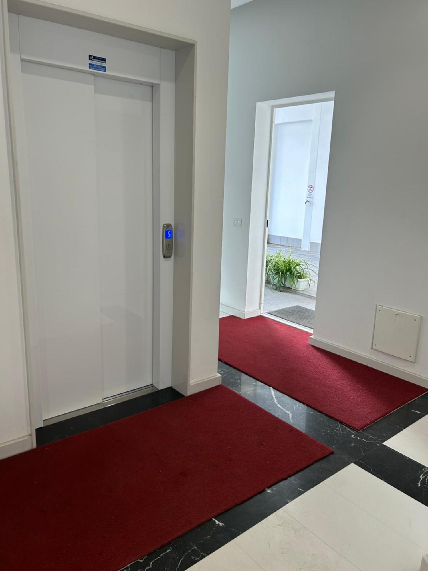 Apartament Central Modern Studio Bari Zewnętrze zdjęcie